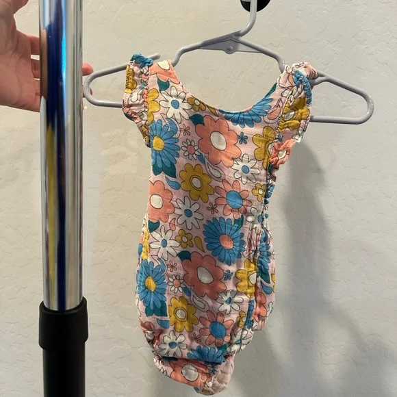 3-6 month Angel dear romper - Picture 1 of 3